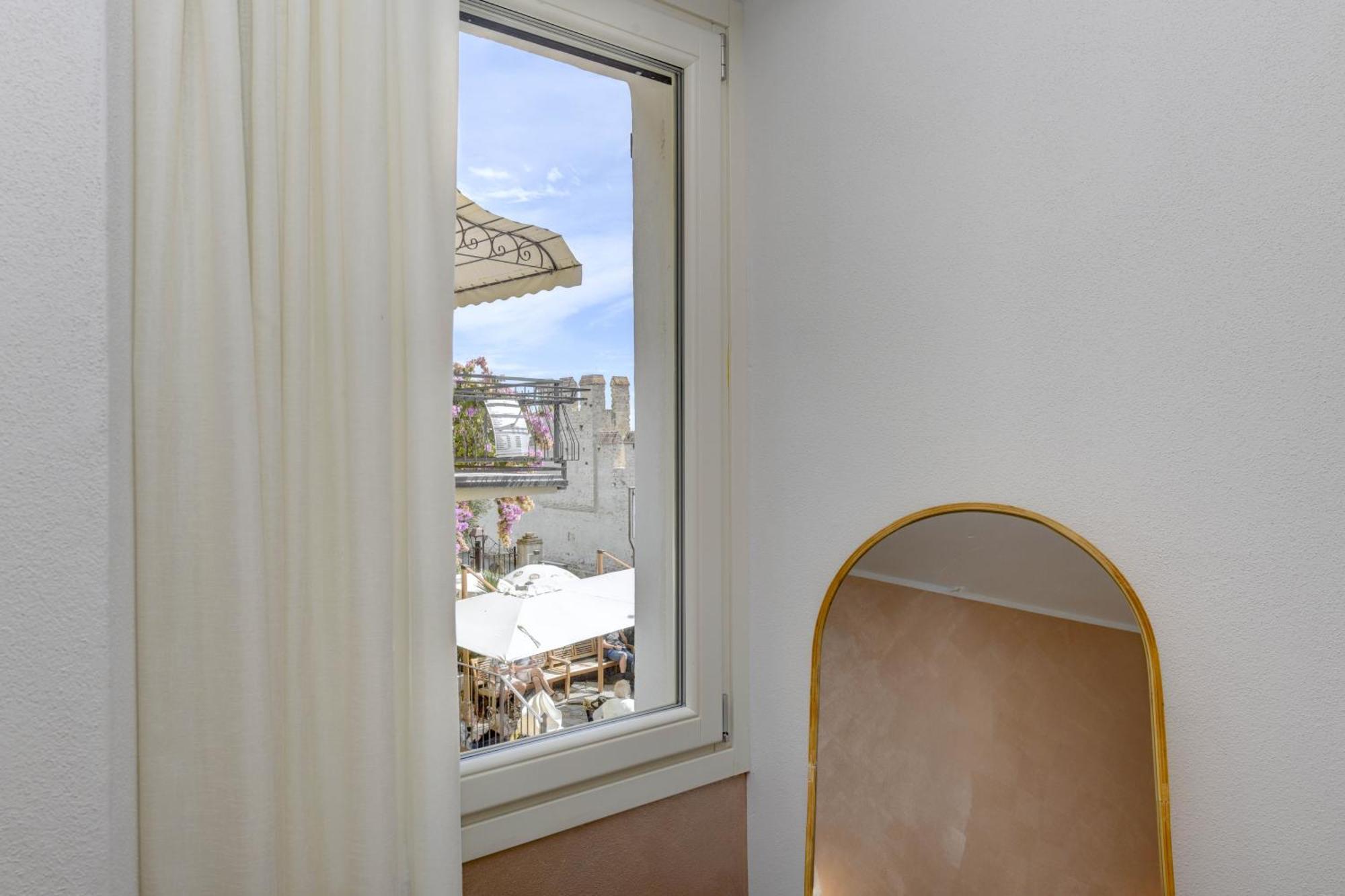 Locanda Carolina Callas Sirmione Zewnętrze zdjęcie