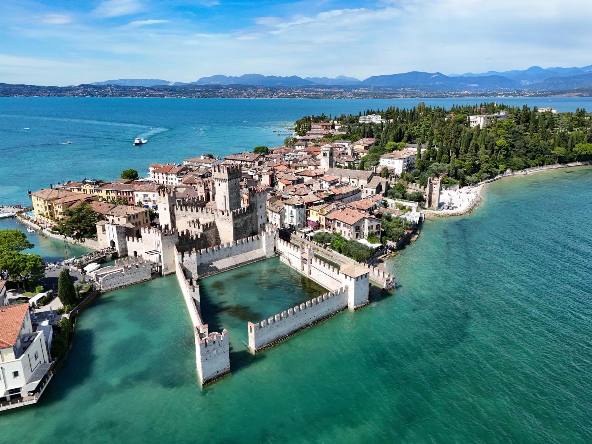 Locanda Carolina Callas Sirmione Zewnętrze zdjęcie